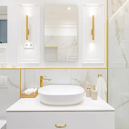Modern Chic & Classic Elegance In * 布达佩斯