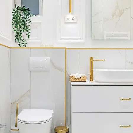 Апартаменты Modern Chic & Classic Elegance In *