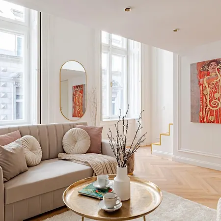 Modern Chic & Classic Elegance In Budapest