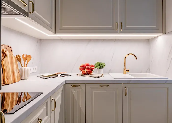 Apartament Modern Chic & Classic Elegance In Budapesta