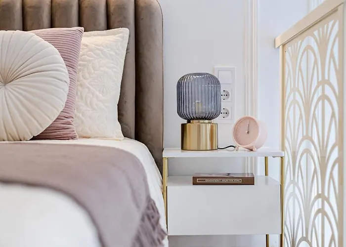 Apartament Modern Chic & Classic Elegance In Budapesta
